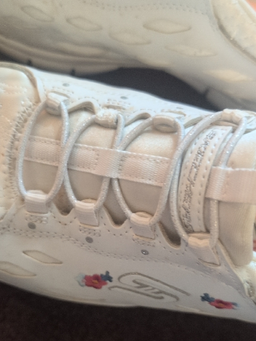 Skechers White Sneakers with Pink Floral Accents - Picture 6 of 15